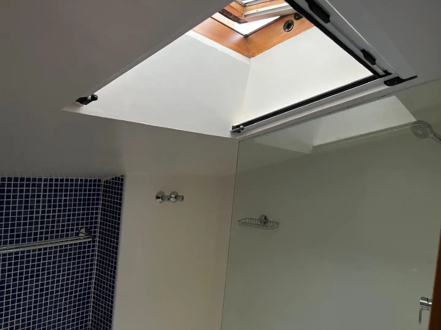 Bathroom of Duplexes for rent in El Coll