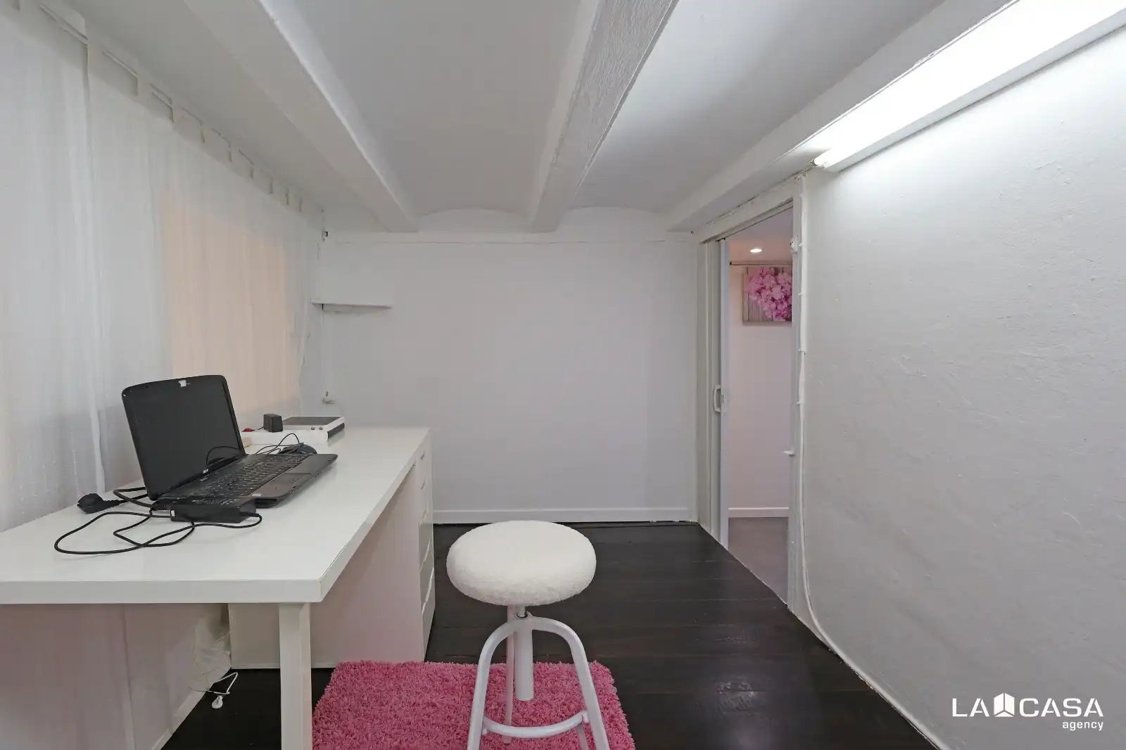 Business premises for transfer in Carrer de Blai, imagen 28
