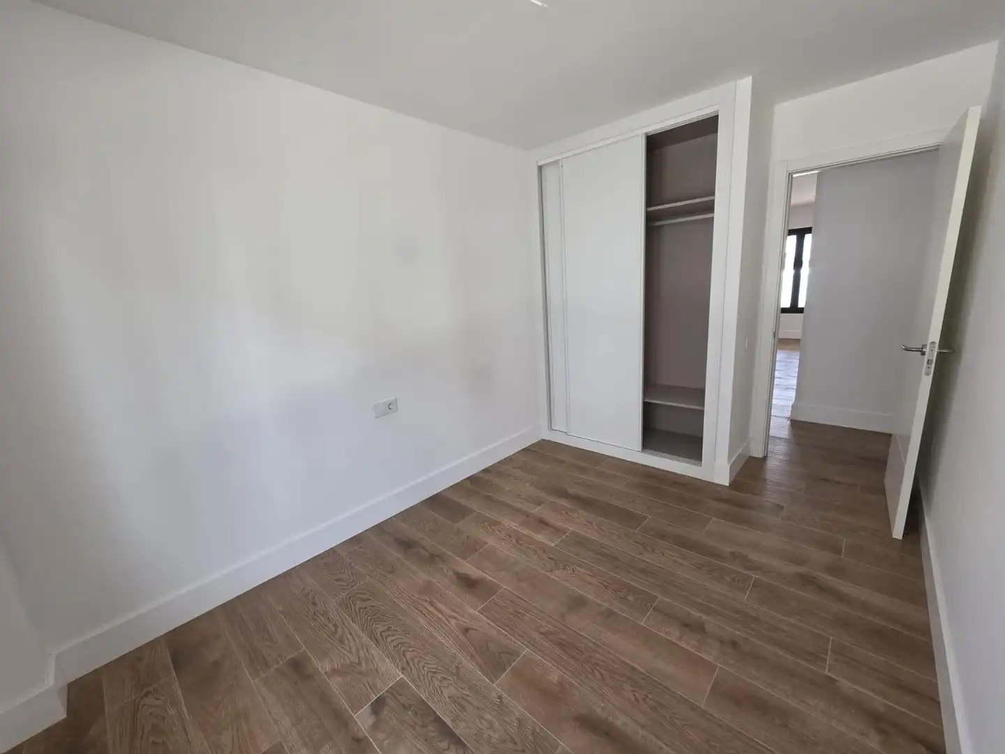 Ground floor for sale in La Oliva  with Private garden, Terrace and Community pool