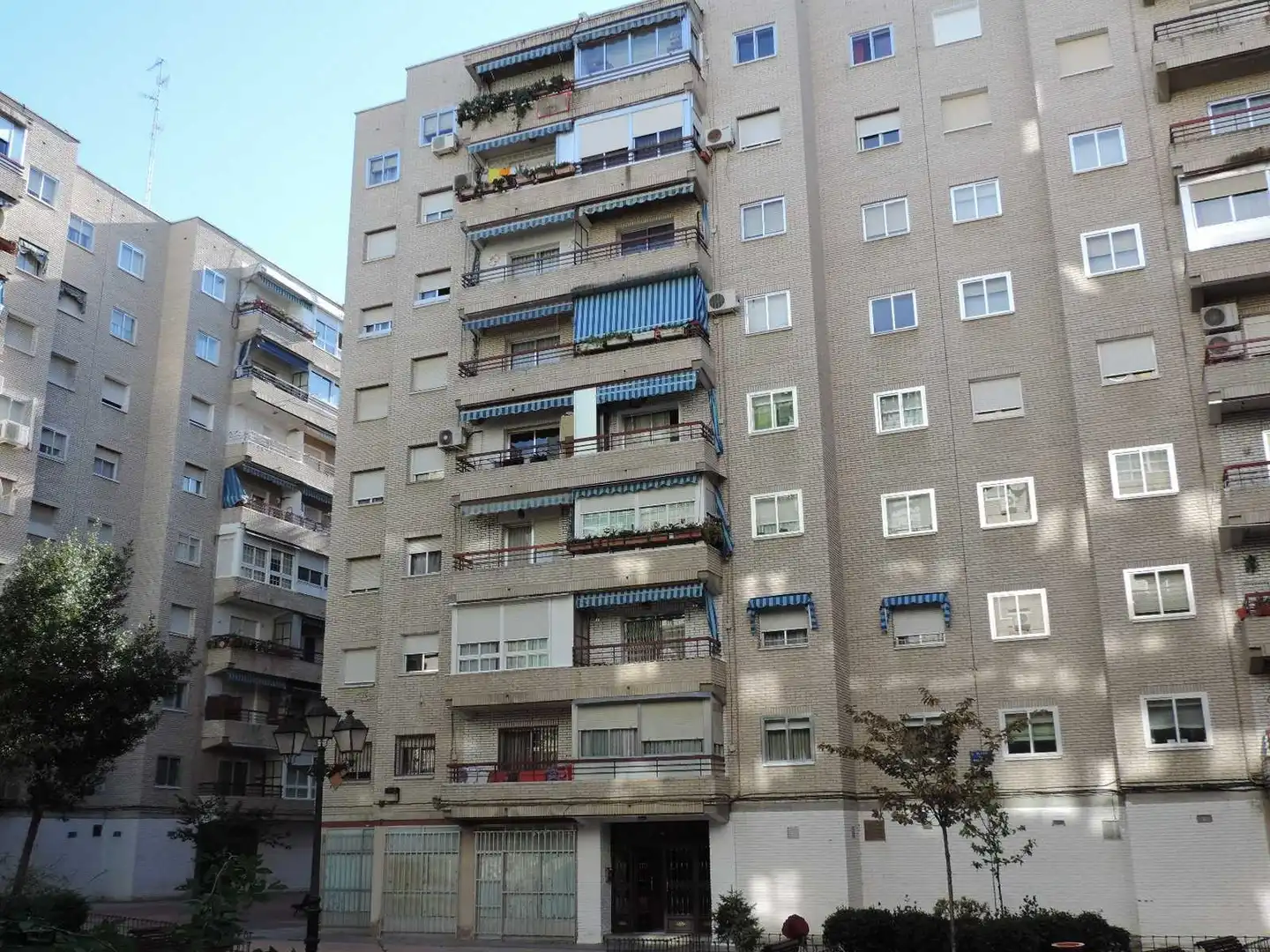 Vista exterior de Piso en venta en Móstoles