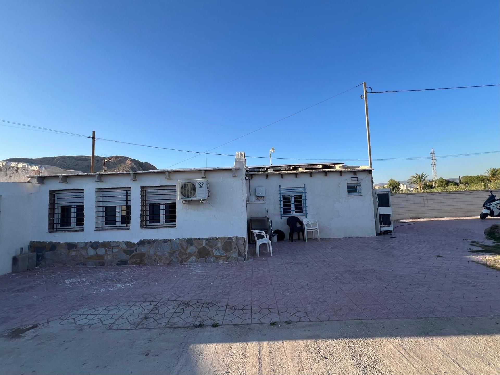 Vista exterior de Casa o chalet en venta en Elda