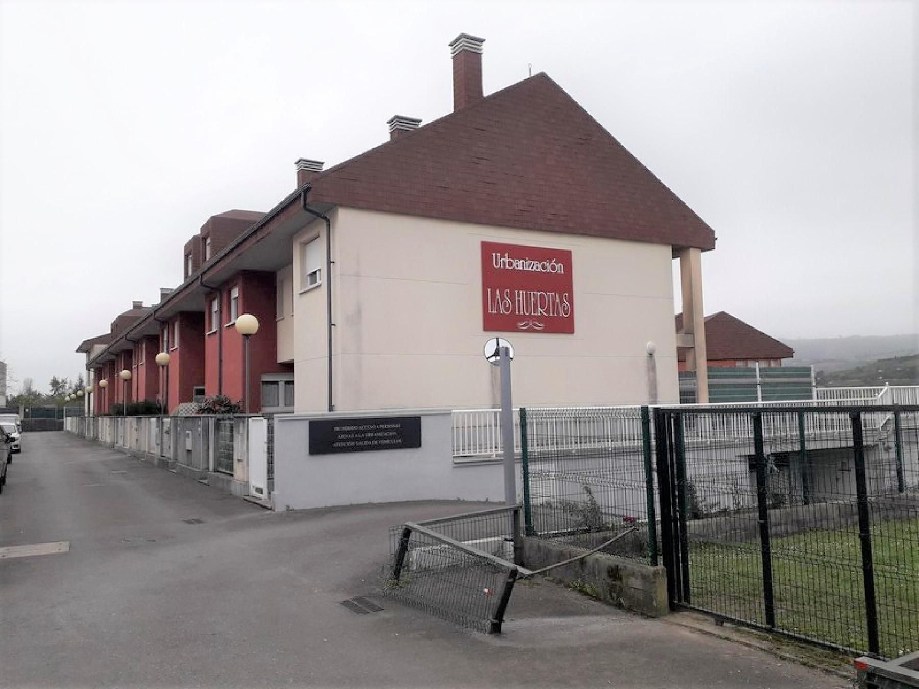 Vista exterior de Garatge en venda en Gijón 