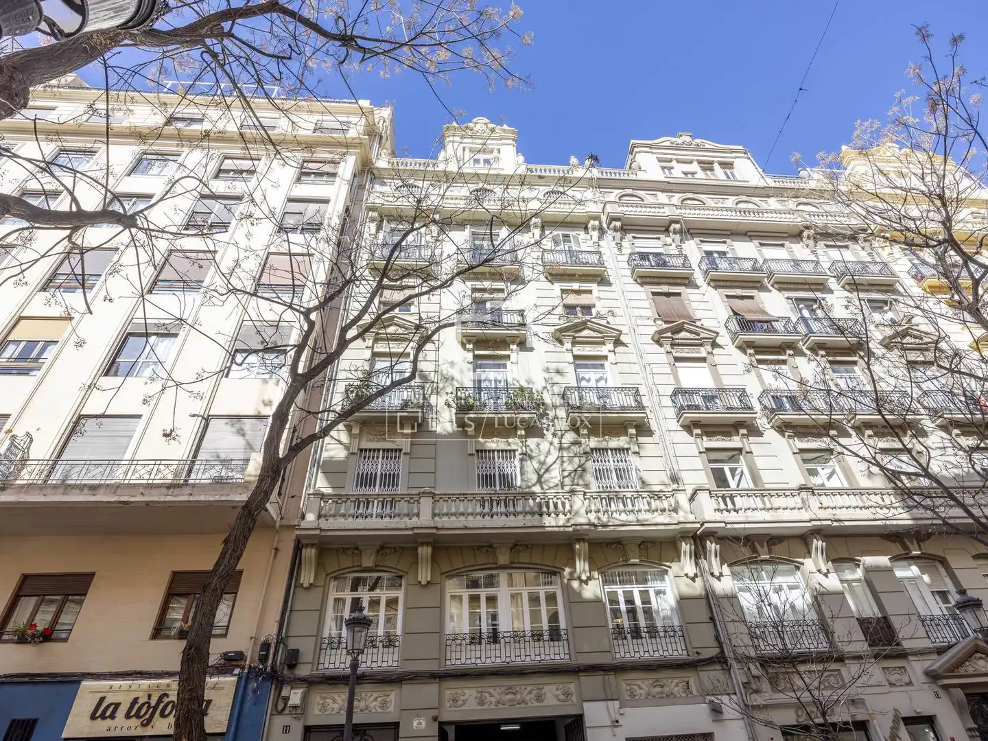 Vista exterior de Piso en venta en Valencia con Aire acondicionado, Terraza y Amueblado
