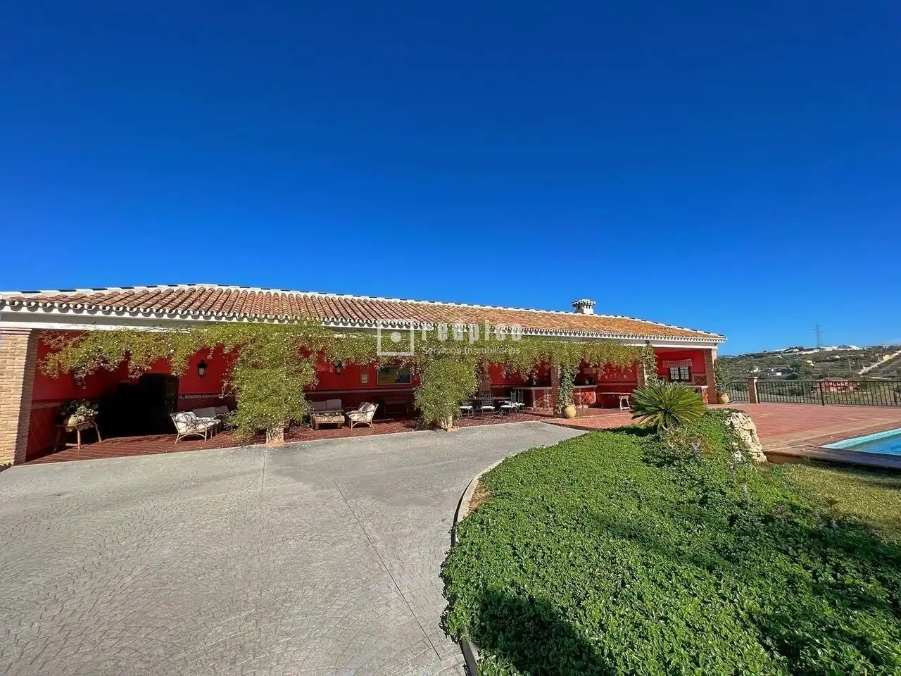 Vista exterior de Casa o chalet en venta en Cártama con Aire acondicionado, Terraza y Trastero