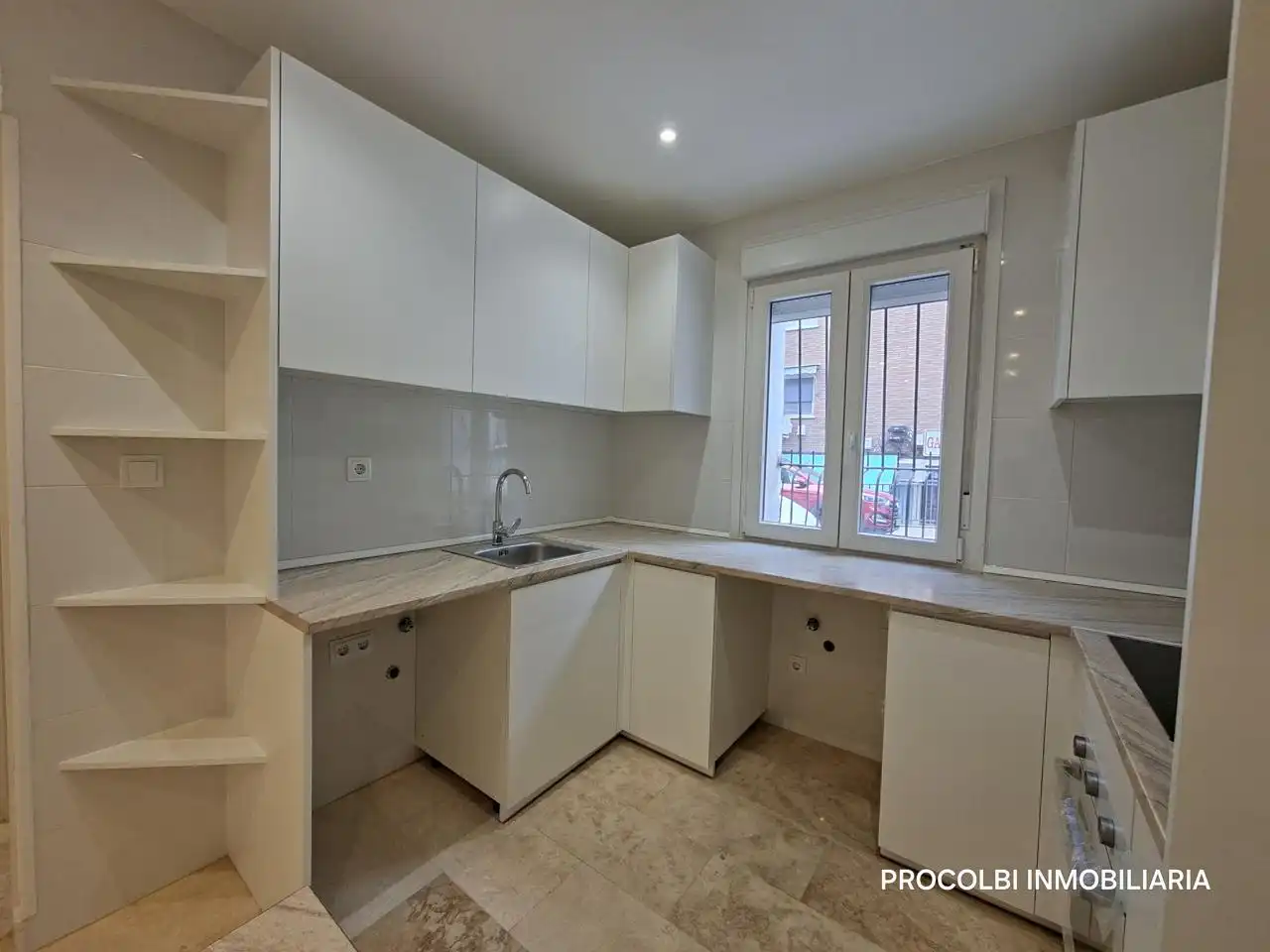 Kitchen of Ground floor for sale in Madrid  with Air Conditioner and Heating