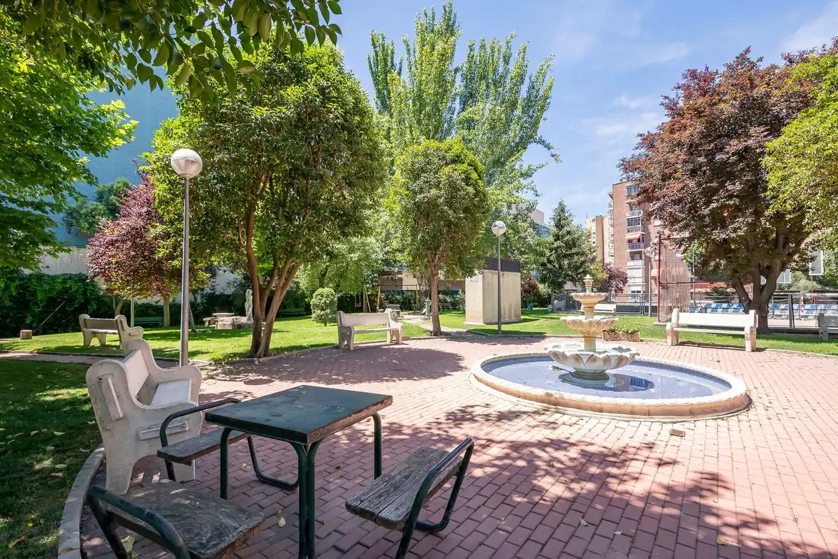 Terrassa de Pis en venda en Madrid amb Calefacció, Jardí privat i Terrassa