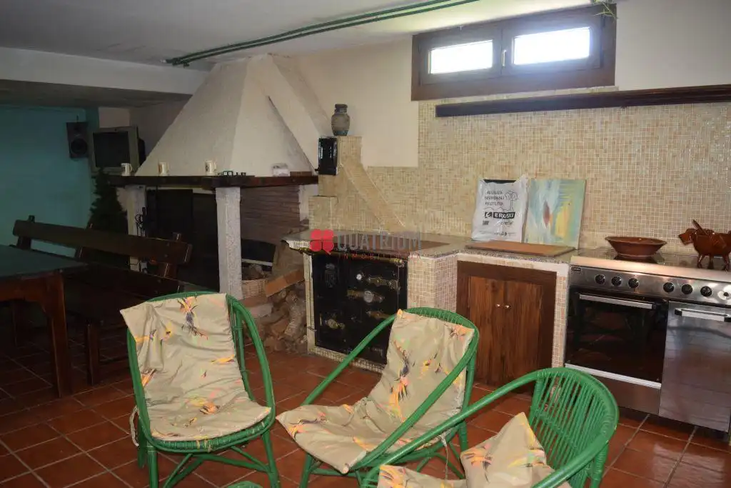 Casa o xalet en venda a Chantada, A Baña
