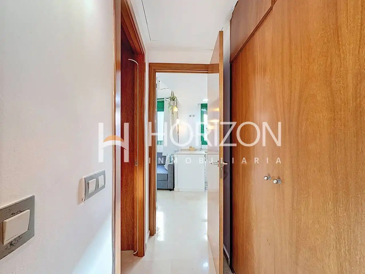 Wohnung zum Verkauf in Barcelona mit Klimaanlage, Heizung und Möbliert