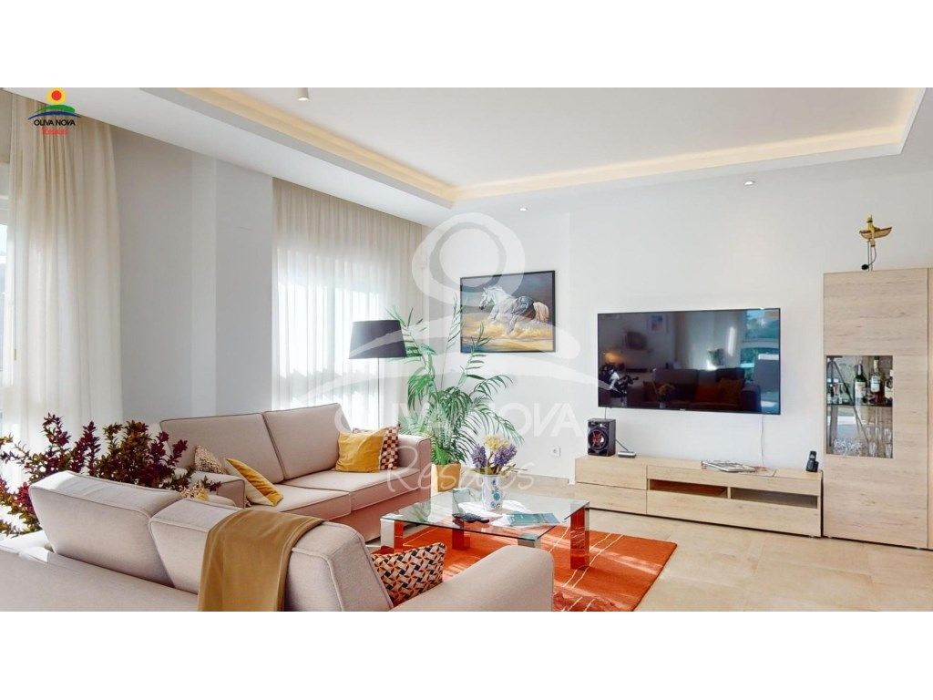 Sala de estar de Apartamento en venta en Oliva con Terraza y Piscina comunitaria