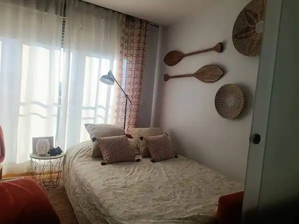 Dormitori de Apartament en venda en Baiona amb Calefacció, Parquet i Terrassa