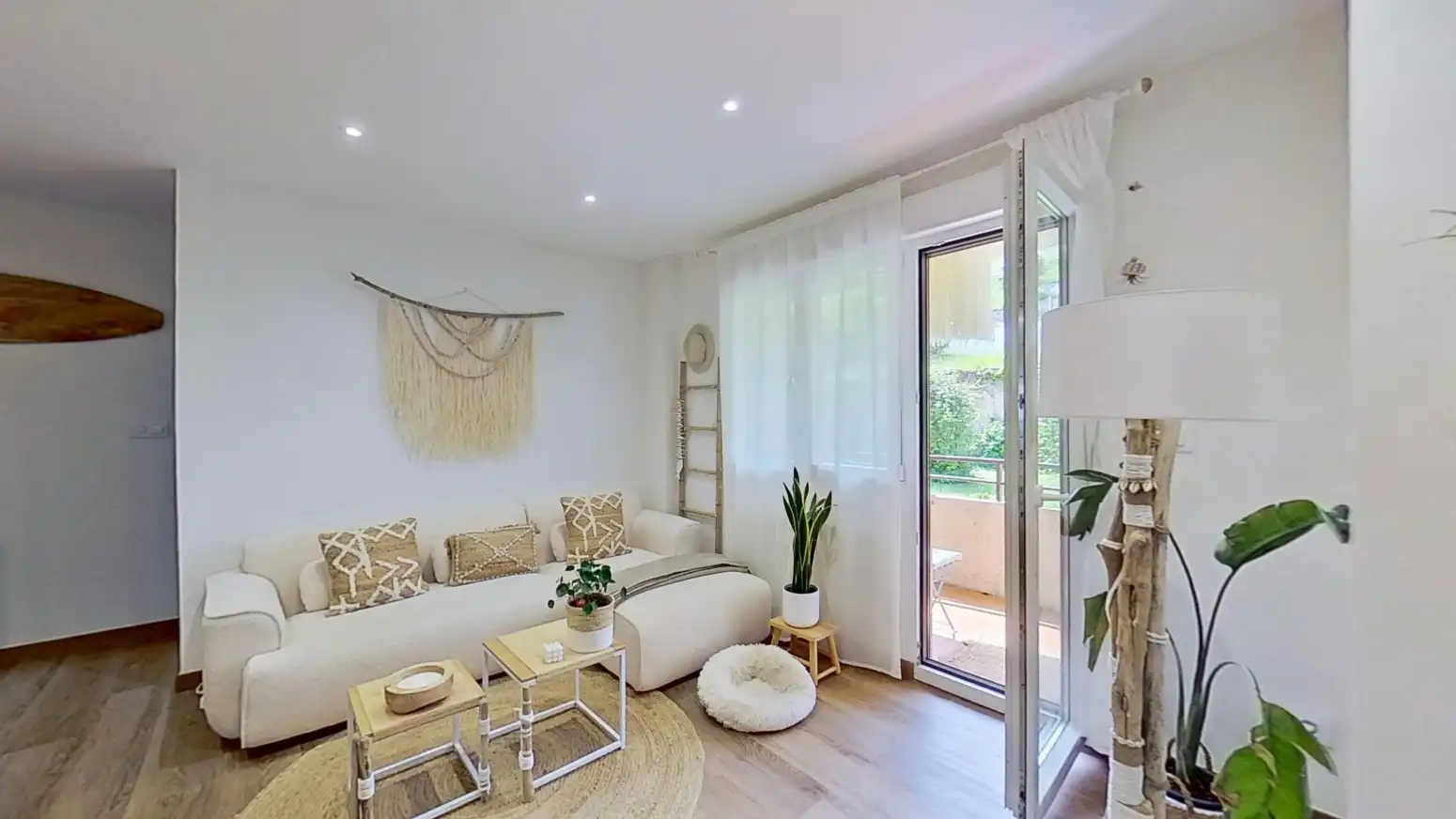 Sala d'estar de Pis en venda en Suances amb Jardí privat i Balcó