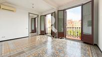 Vista exterior de Pis en venda en  Barcelona Capital amb Aire condicionat, Calefacció i Terrassa