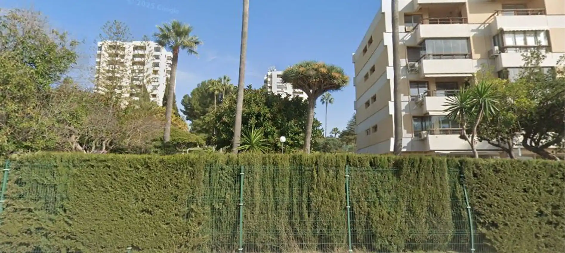 Vista exterior de Apartamento en venta en Marbella con Aire acondicionado, Calefacción y Amueblado