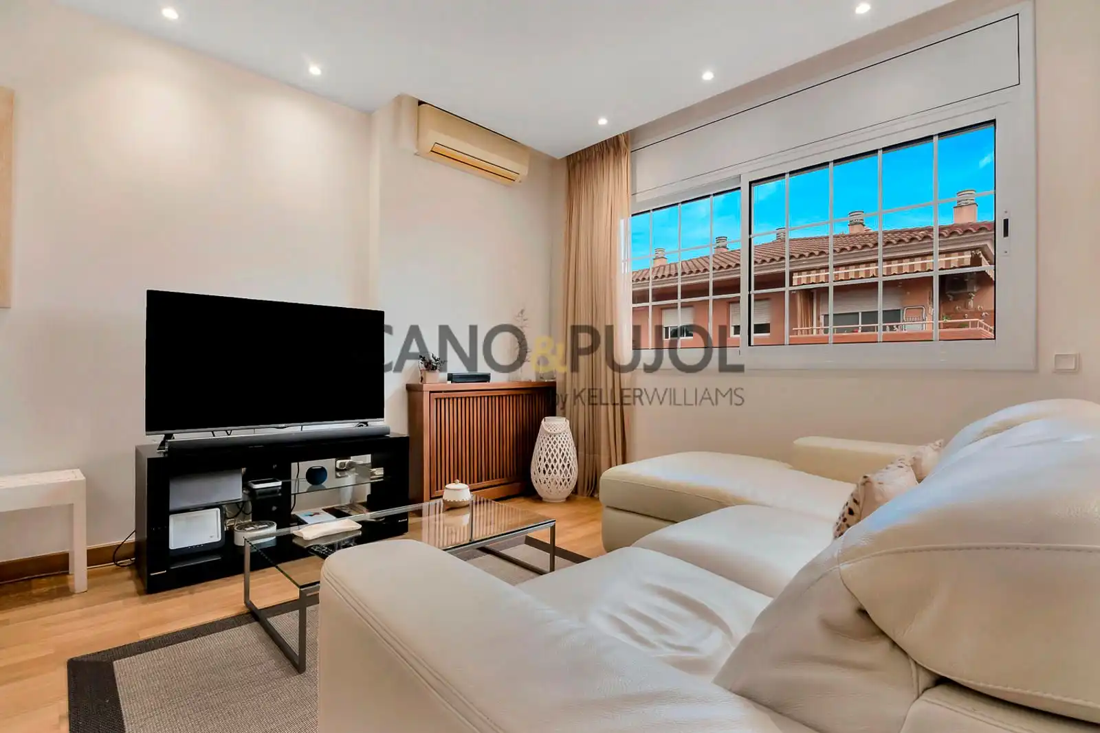 Sala de estar de Piso en venta en Rubí con Aire acondicionado, Calefacción y Terraza