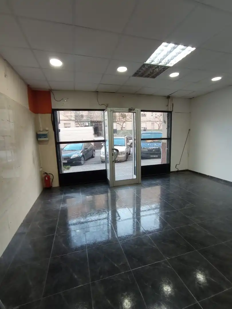 Local en venta en Sabadell con Aire acondicionado