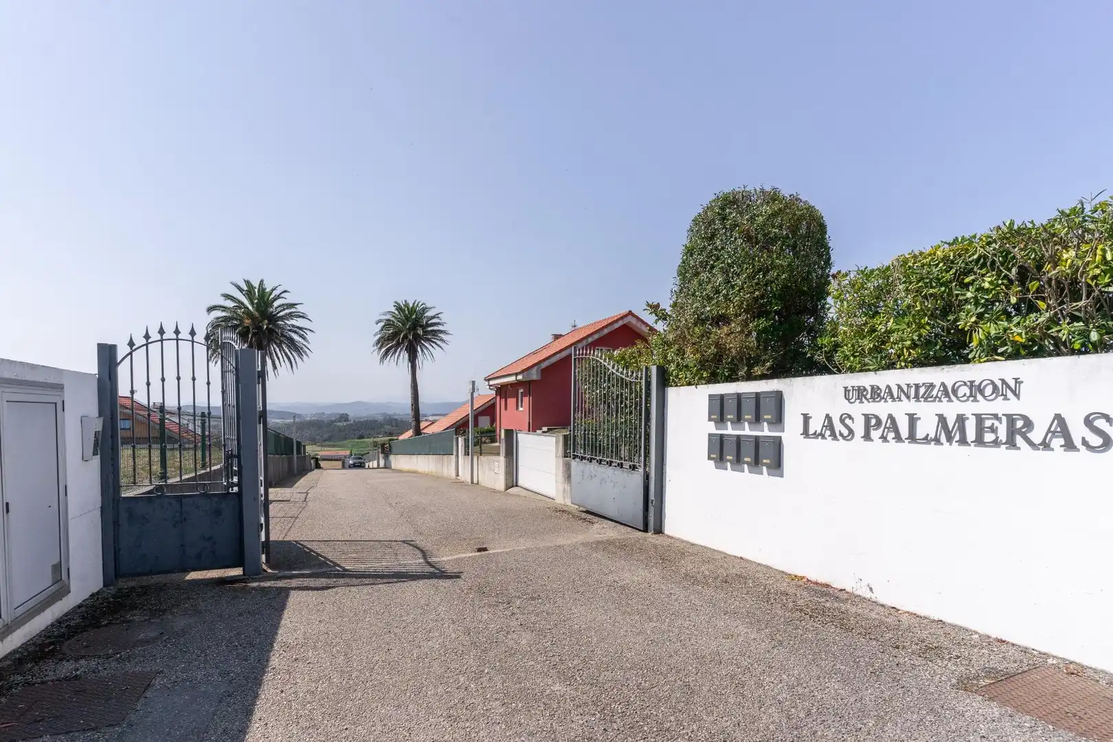 Maison avec piscine à vendre à Urbanizacion PALMERAS, LAS 8, imagen 49