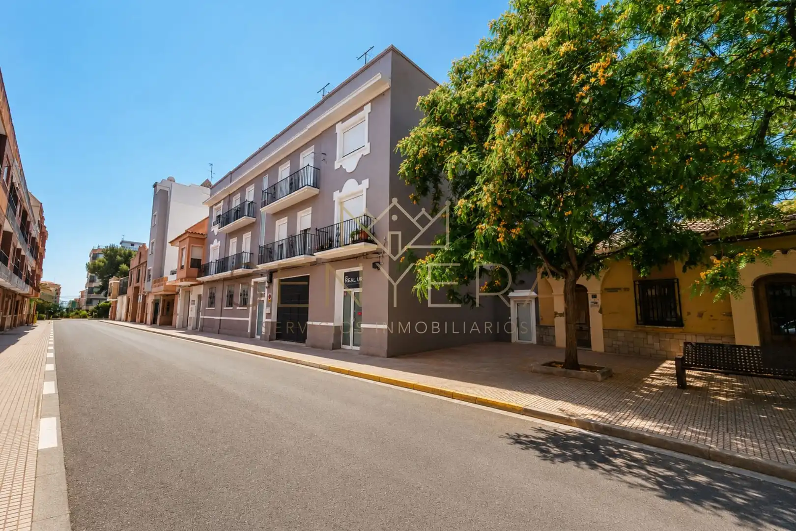 Exterior view of Buildings for sale in Picassent