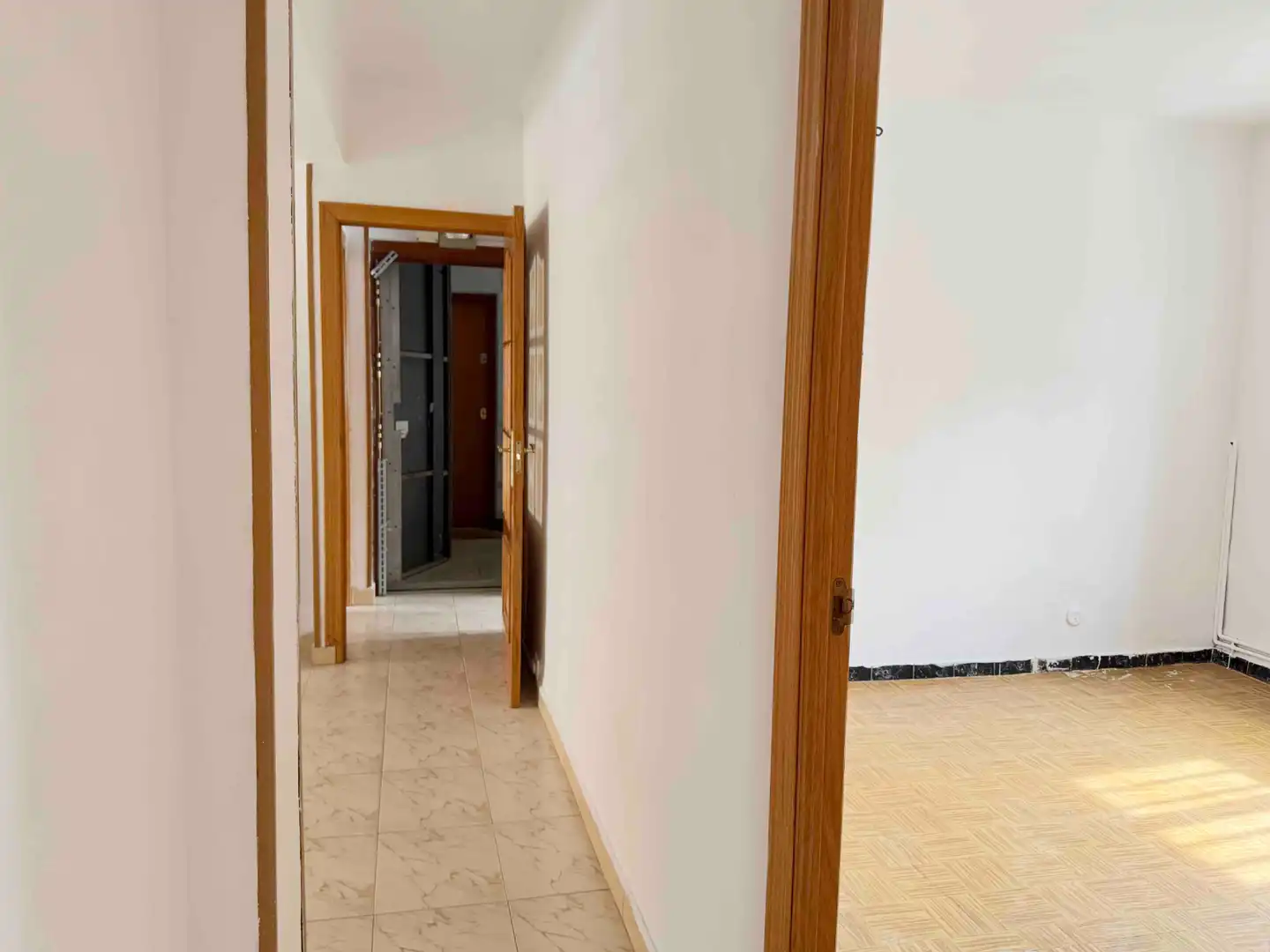 Flat for sale in Calle de Francisco del Pino, imagen 5