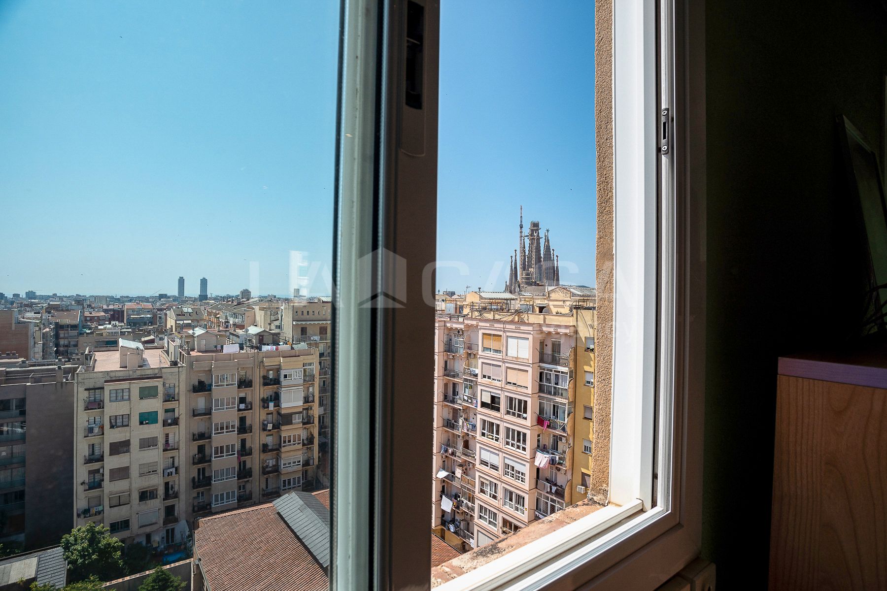 Bedroom of Attic for sale in  Barcelona Capital