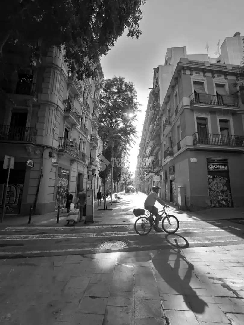 Vista exterior de Piso en venta en Barcelona con Balcón
