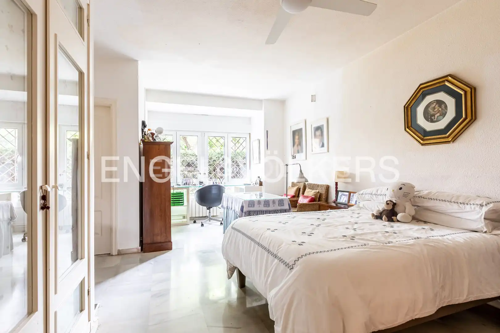 Habitación de Piso de alquiler en Sevilla con Aire acondicionado, Calefacción y Trastero
