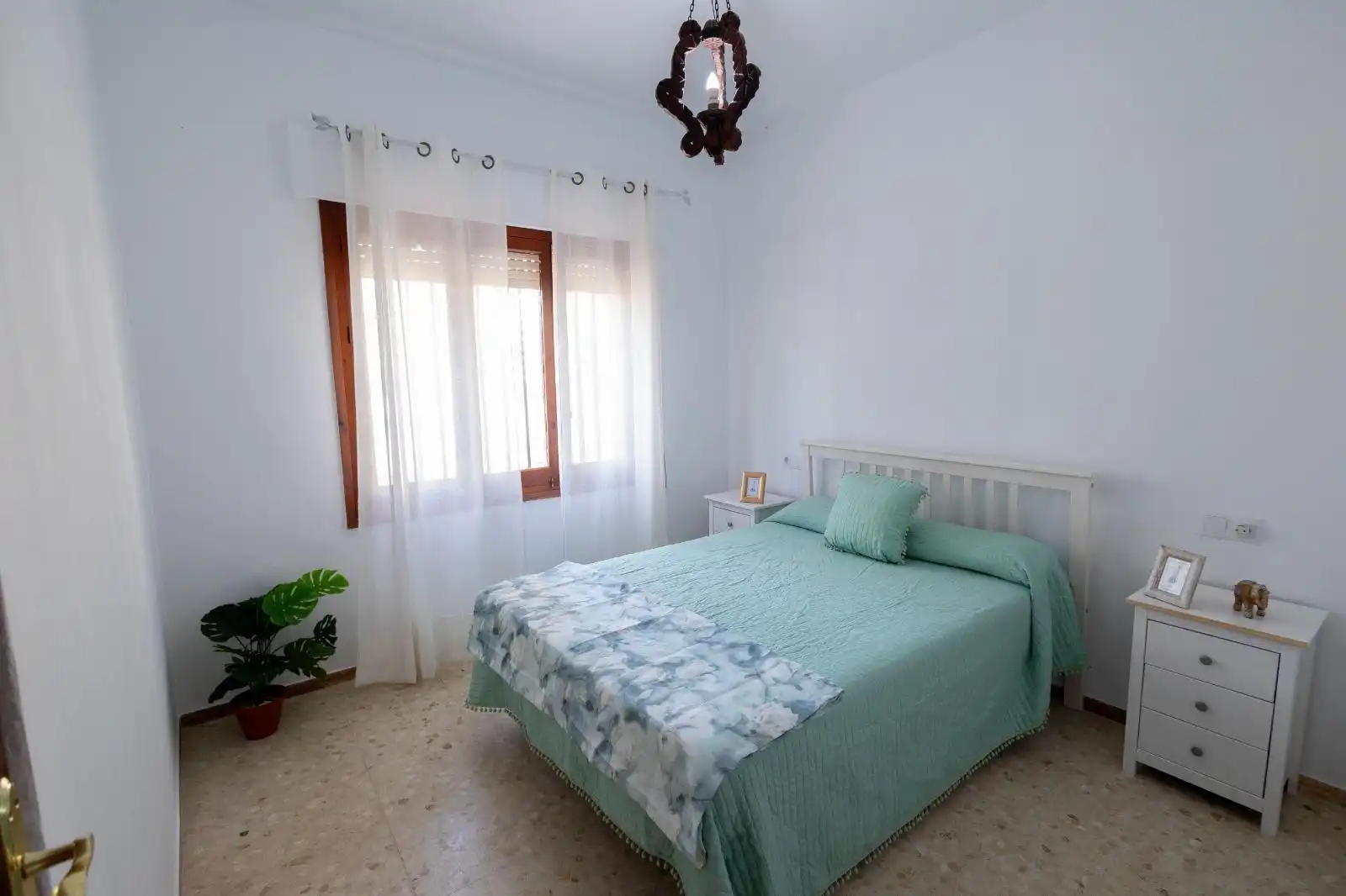 Habitación de Casa o chalet en venta en Chipiona con Terraza y Amueblado