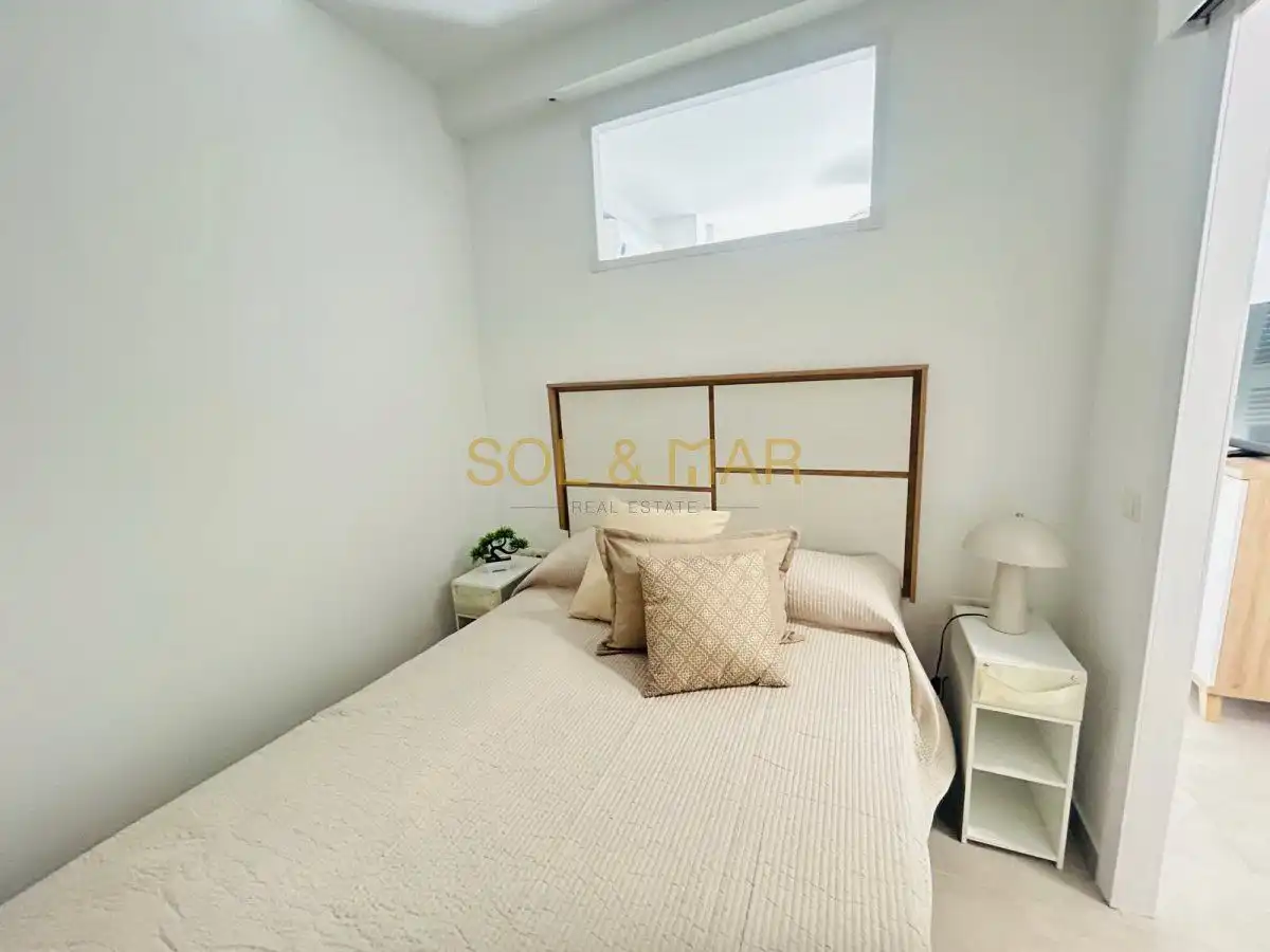 Bedroom of Apartments for rent in Torremolinos  with Air Conditioner