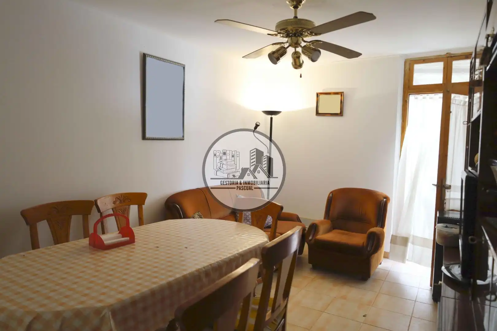 Sala de estar de Casa o chalet en venta en Samper de Calanda con Terraza, Trastero y Amueblado