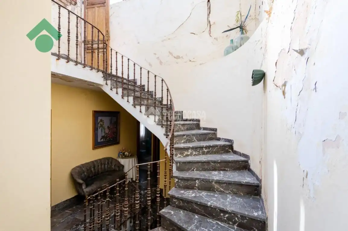 Casa adosada en venta en Nerja con Jardín privado
