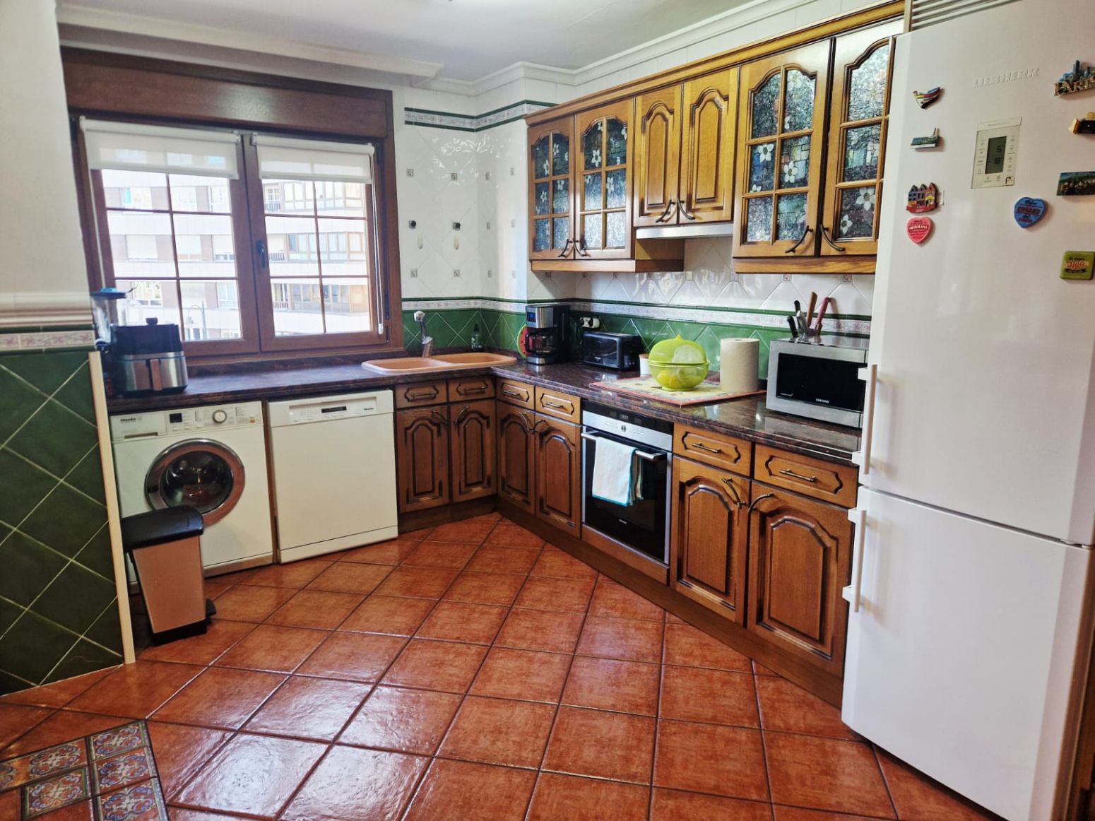 Kitchen of Flat for sale in Avilés  with Heating, Parquet flooring and Terrace