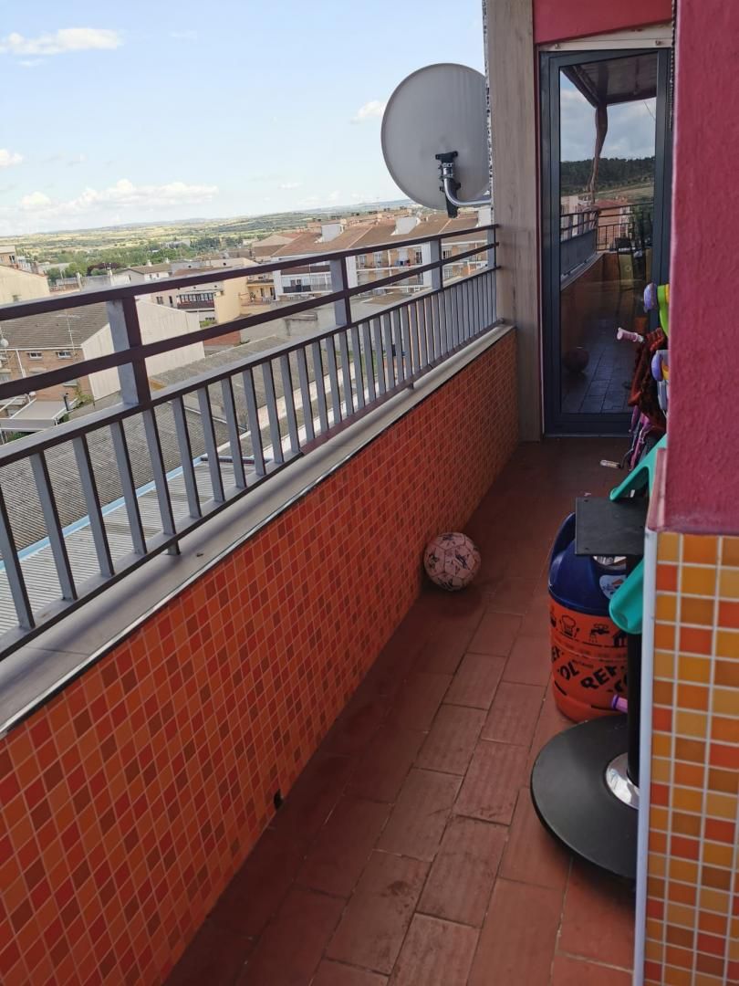 Terrassa de Pis en venda en Tàrrega amb Calefacció i Balcó