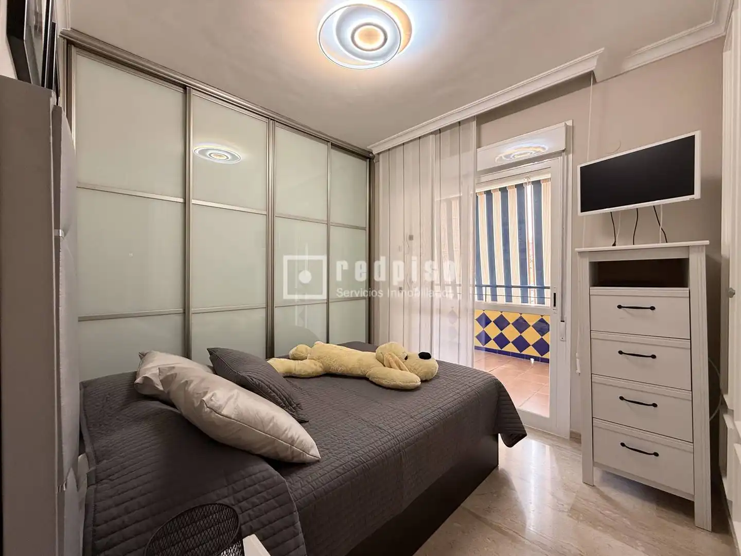 Habitación de Piso en venta en Málaga con Aire acondicionado, Calefacción y Jardín privado