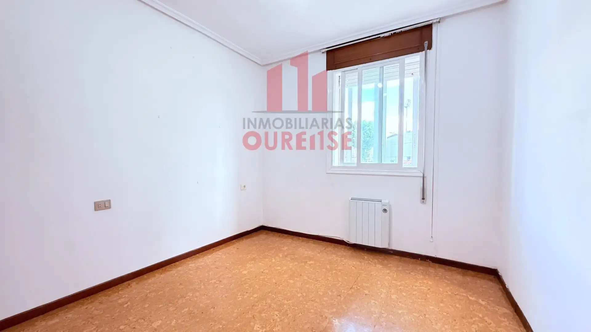 Flat for rent in Ourense Capital   with Heating