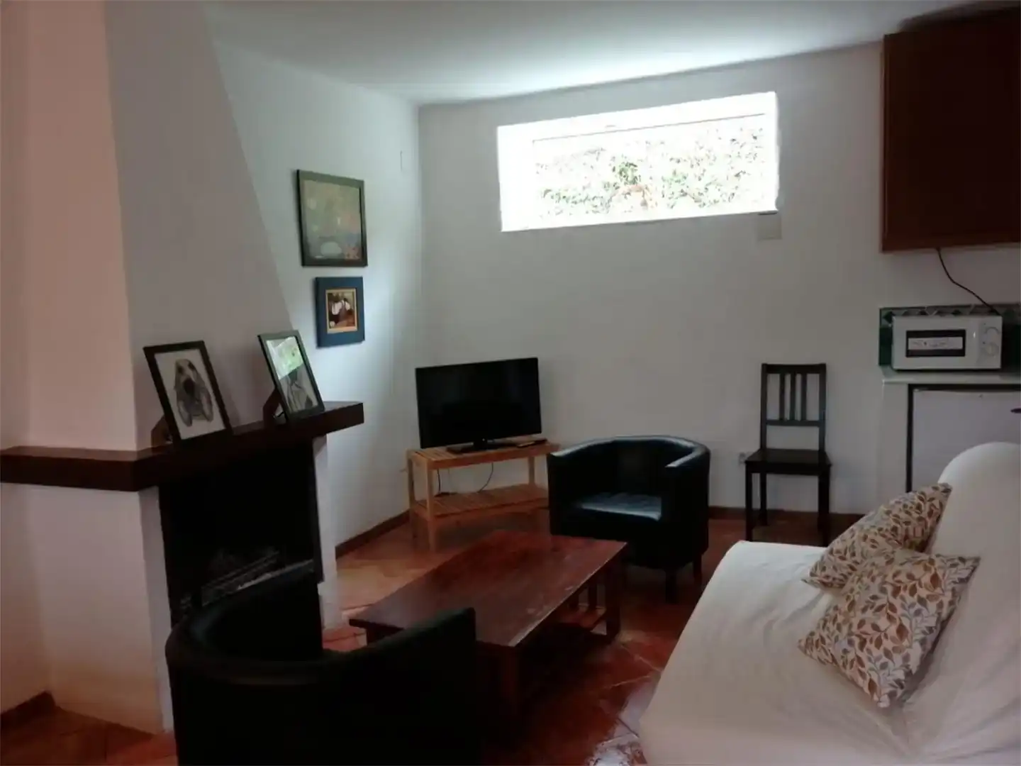 Wohnzimmer von Wohnung zur Miete in La Taha mit Privatgarten, Abstellraum und Schwimmbad