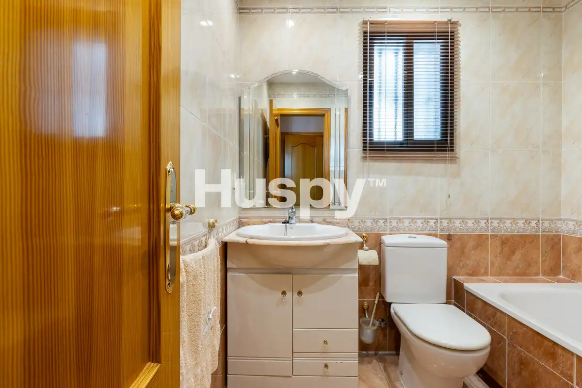 Casa pareada con balcón en venta en Carrer de Sedaví, imagen 24