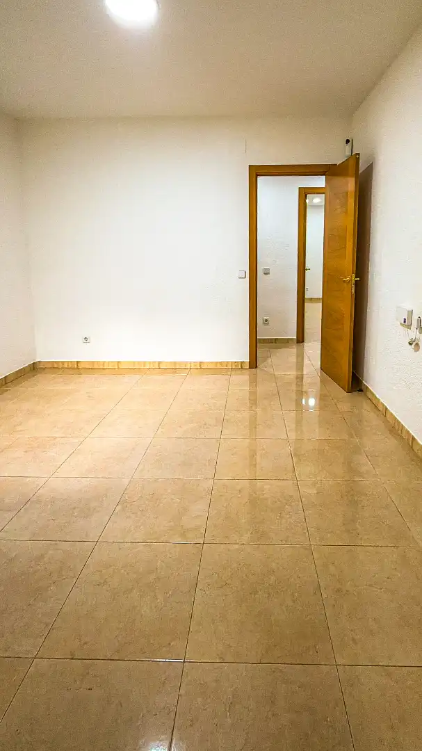 Wohnung zur Miete in Getafe mit Klimaanlage, Heizung und Ofen