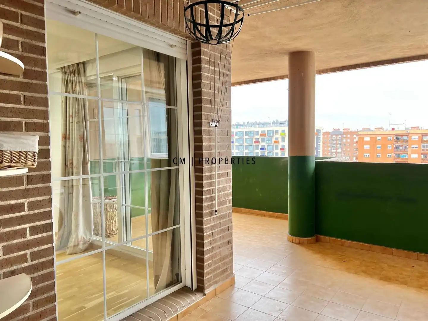 Vista exterior de Pis de lloguer en Valencia amb Aire condicionat, Calefacció i Parquet