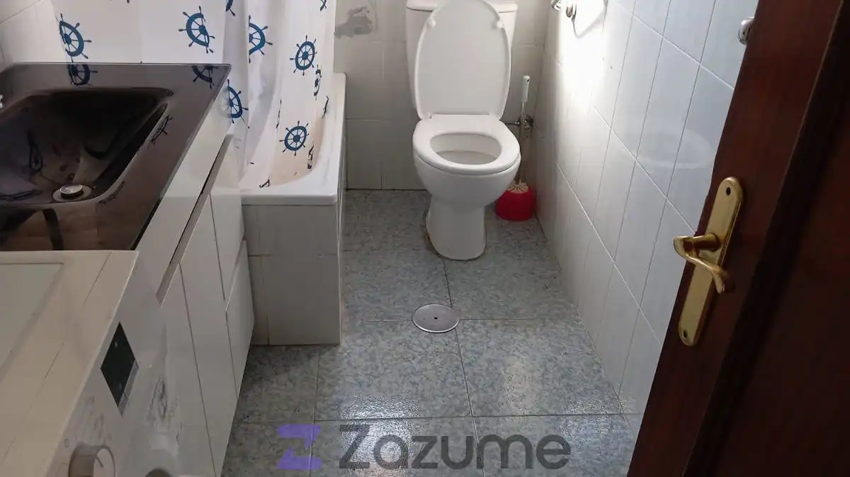 Bathroom of Flat for rent in Mieres (Asturias)  with Heating, Furnished and Oven