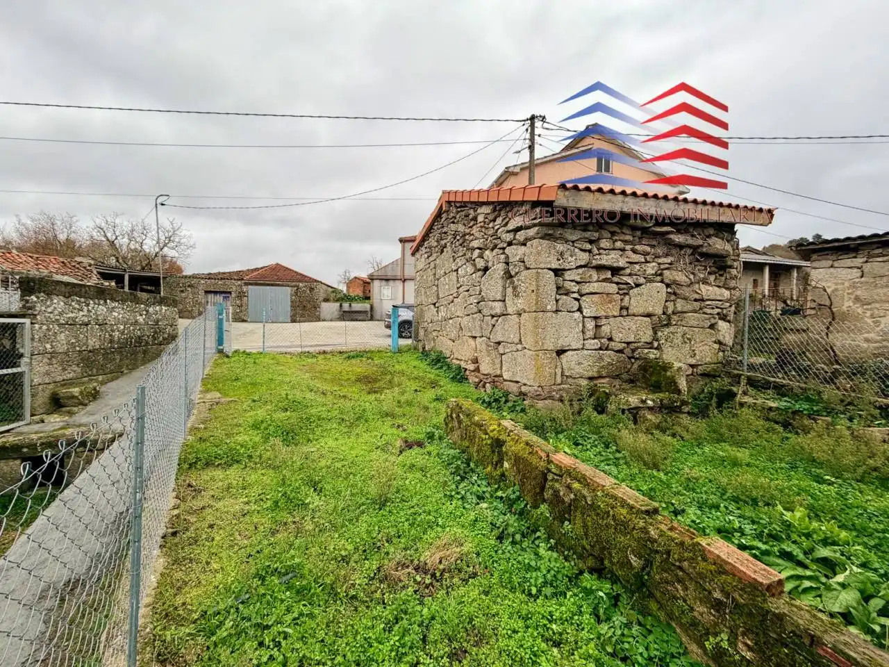 Casa o chalet en venta en A Bola  con Jardín privado, Trastero y Balcón