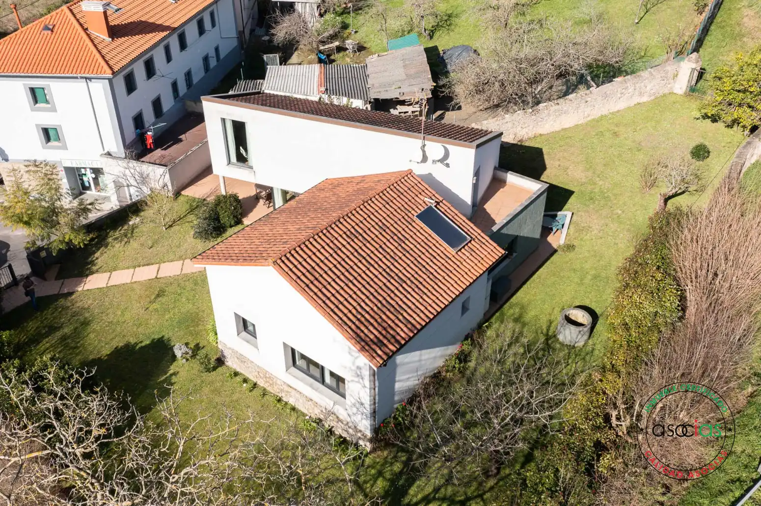 Houses for sale in Antigua carretera de Pinzales, Porceyo