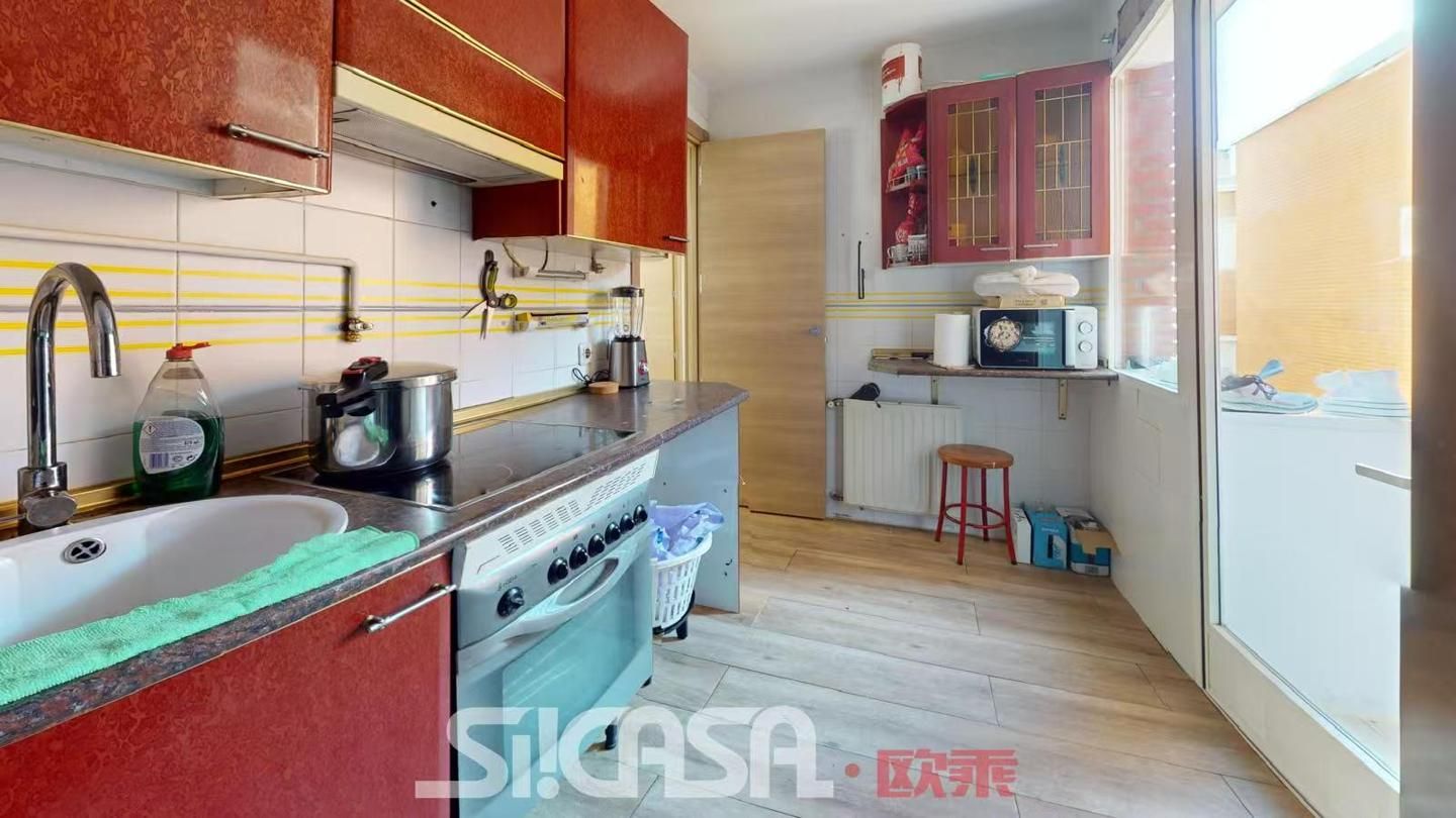 Kitchen of Flat for sale in Parla  with Storage room and Furnished