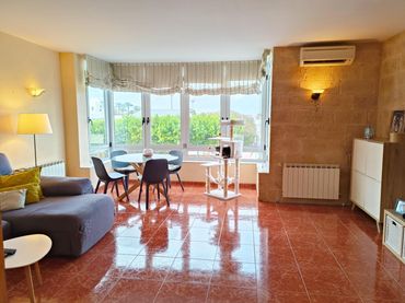 Adossat amb piscina en venda a Maó ciutat