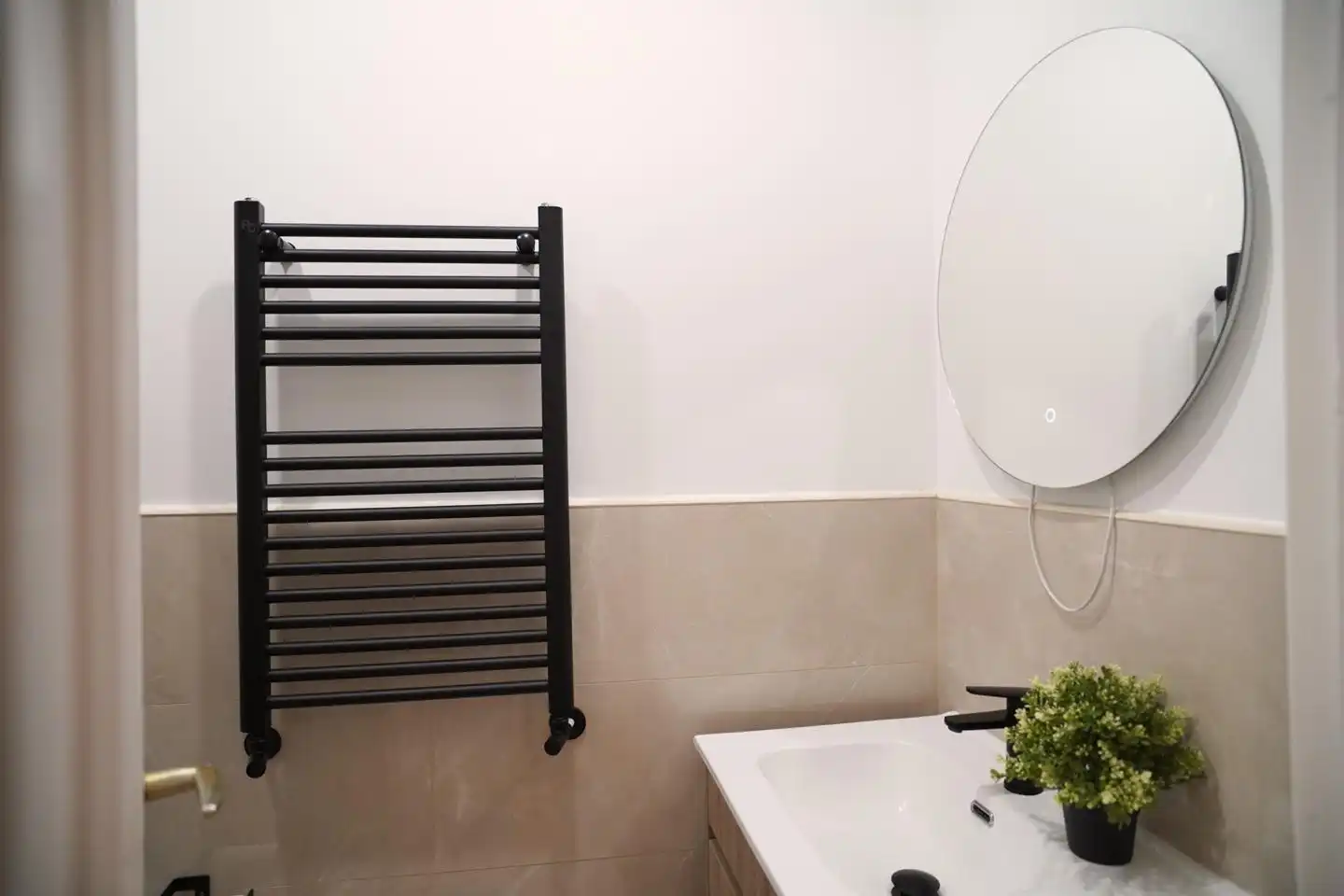 Baño de Piso para compartir en Madrid con Aire acondicionado, Calefacción y Terraza