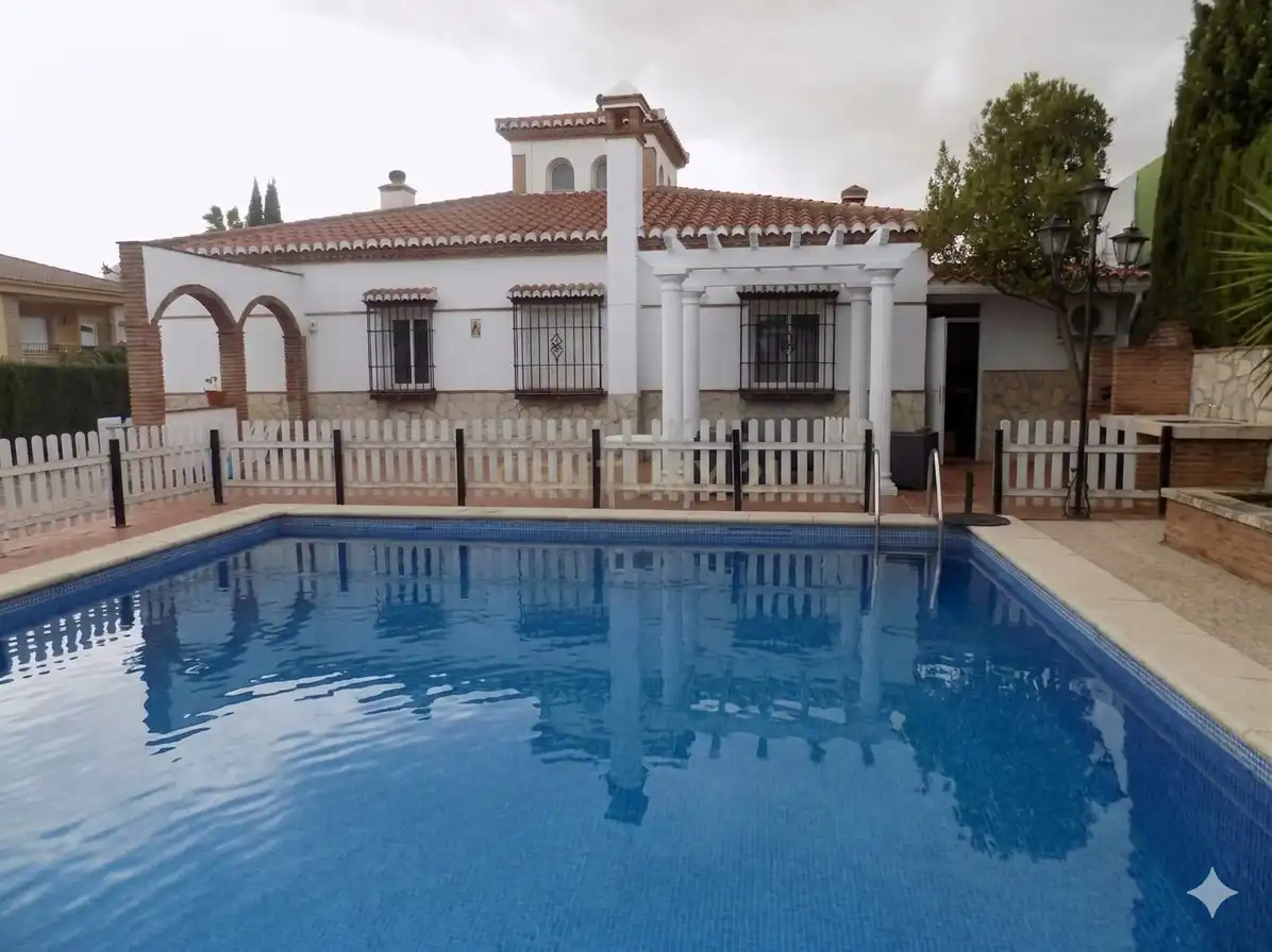 Piscina de Casa o chalet en venta en Padul