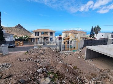 Terrenys i solars en venda a Costa Adeje