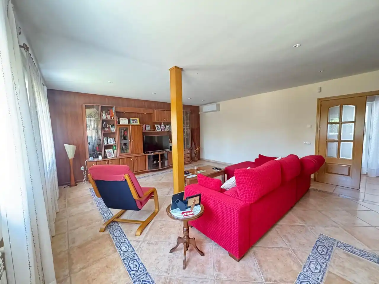 Wohnzimmer von Haus oder Chalet zum Verkauf in Galapagar mit Klimaanlage, Heizung und Privatgarten