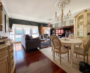 Living room of Flat for sale in Santiago de Compostela   with Terrace, Oven and Balcony