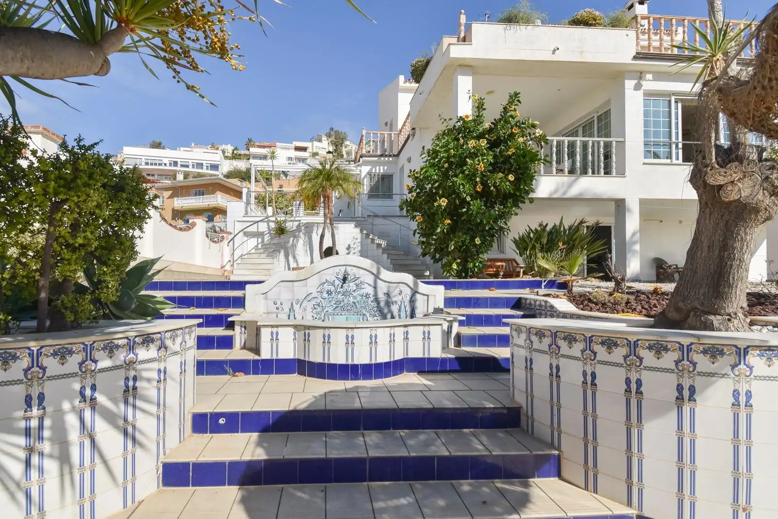 Vista exterior de Casa o chalet de alquiler en Rincón de la Victoria con Aire acondicionado, Calefacción y Jardín privado