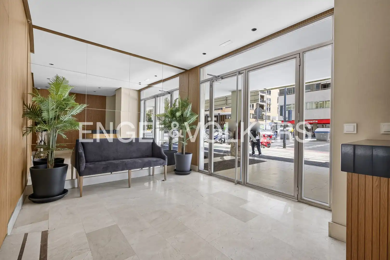 Piso en venta en Sevilla con Aire acondicionado, Calefacción y Parquet