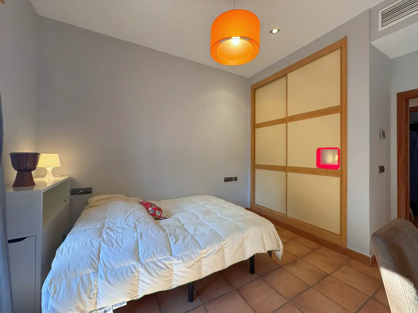 Habitación de Casa o chalet en venta en Carmona con Aire acondicionado, Calefacción y Jardín privado